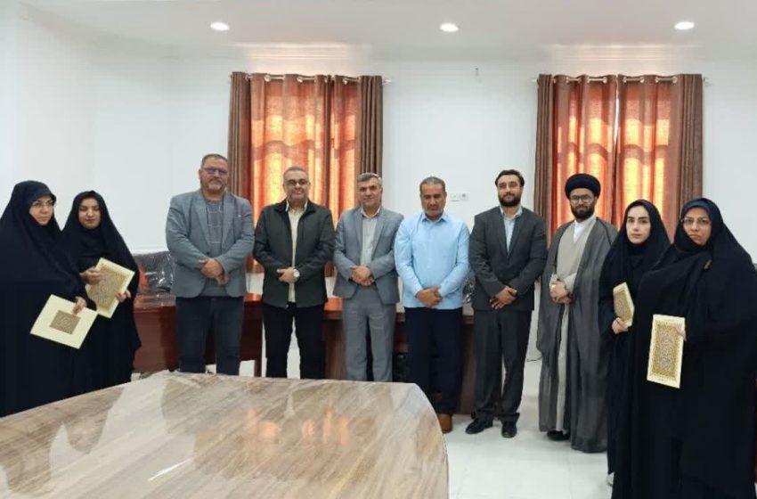  تجلیل از مقام آوران جشنواره معلم توانا گراش